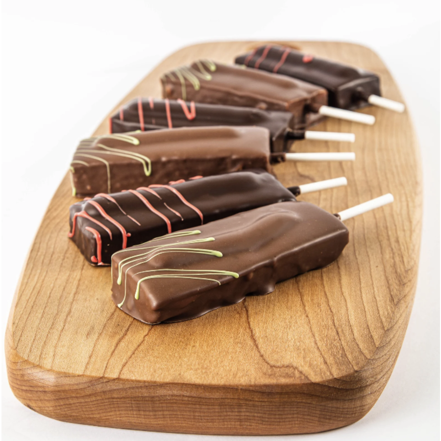 Marshmallow, dark chocolate and salted caramel broom - Couleur chocolat 40g