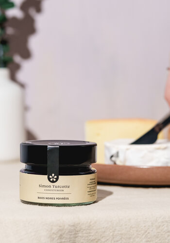 Peppered black berry cheese jam - Simon Turcotte 125 ml 