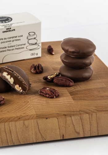 Salted caramel and dark roasted pecan pebbles - Couleur Chocolat 130g 