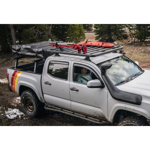 Yakima SALE!! LockNLoad Platform J, 76x65 (3-bar system)