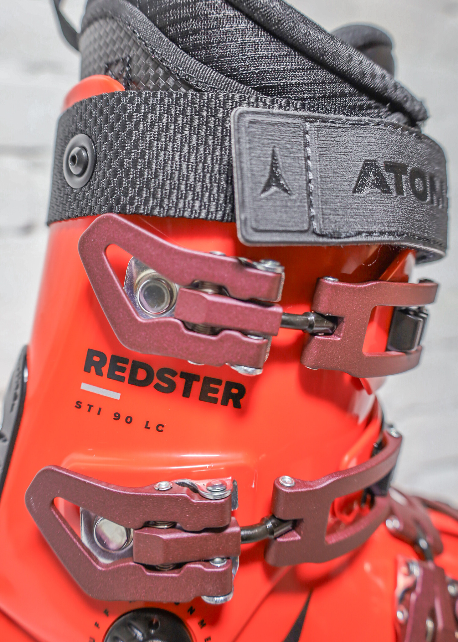 ATOMIC REDSTER STI 110/25.5cmブースターストラップのEXPE