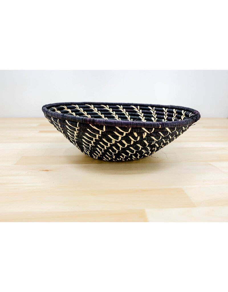 Gitzell / Faire Raffia Fruit Basket, Large