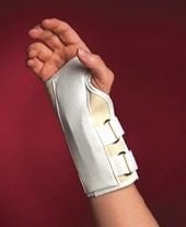 SPORT AID SPORT AID- Wrist Immobilizer Right Medium
