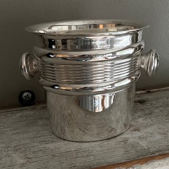 Hotel Silver LTD Vintage Ice Pail French w/ Knob Handles 4.25"