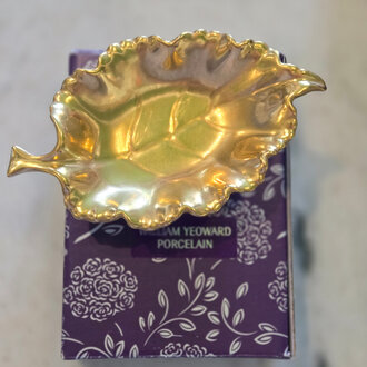 William Yeoward Crystal Gold Carine Leaf Dish