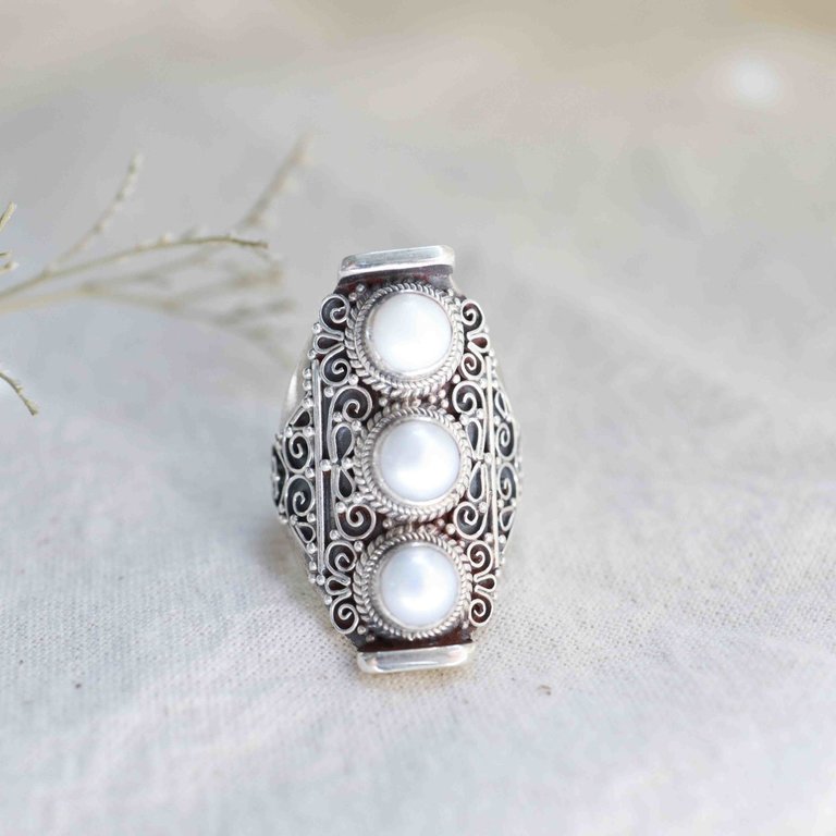 Pearl Ring - Trio