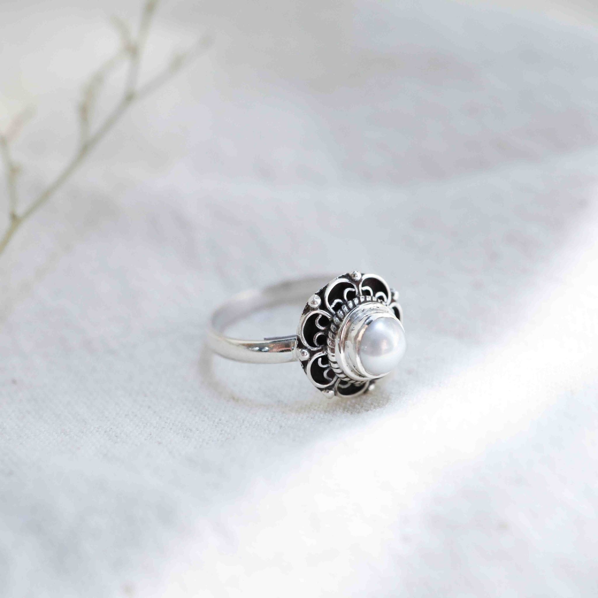 Pearl Ring - Fleur