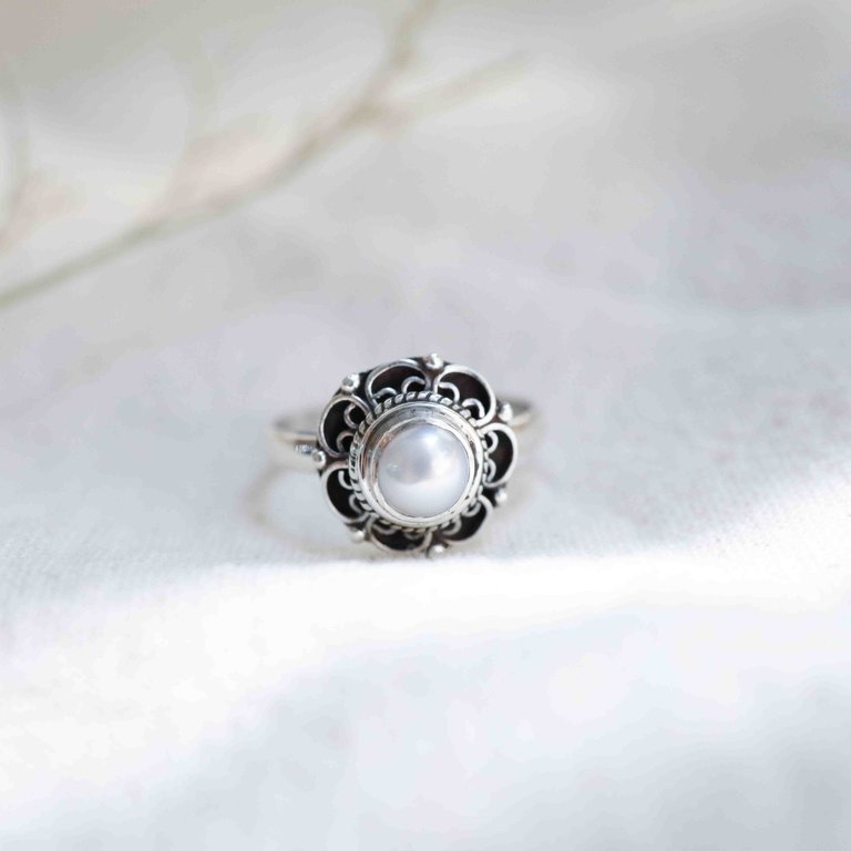 Pearl Ring - Fleur