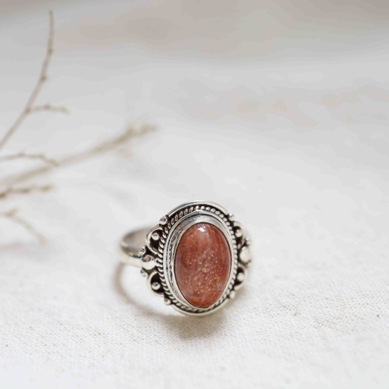 Sunstone Ring - Capucine