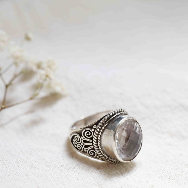 Clear Quartz Ring - Géranium