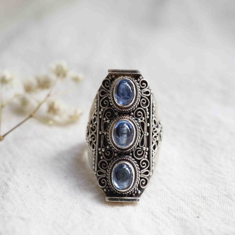 Blue Kyanite Ring - Trio