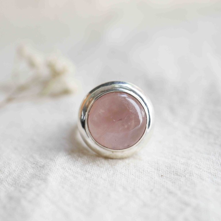 Rose Quartz Ring - Saturne