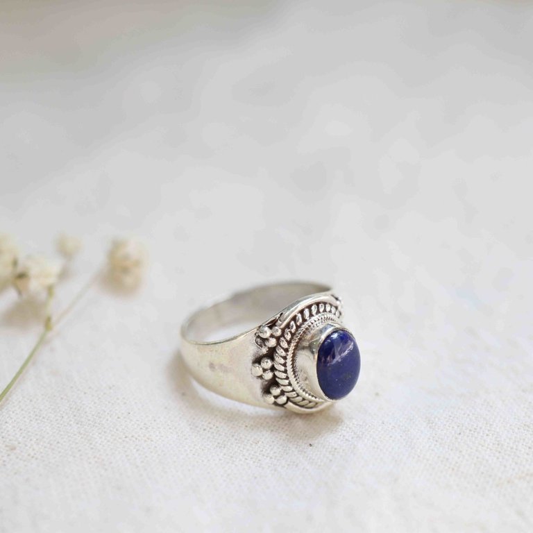 Lapis Lazuli Ring - Solaire