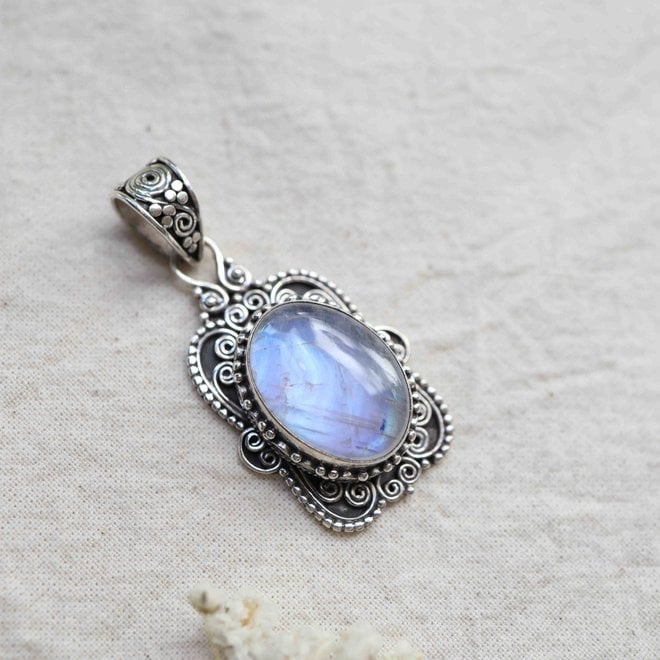 Peach on sale moonstone pendant