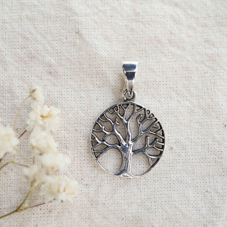 SILVER TREE OF LIFE PENDANT