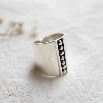 Silver ring - Charme
