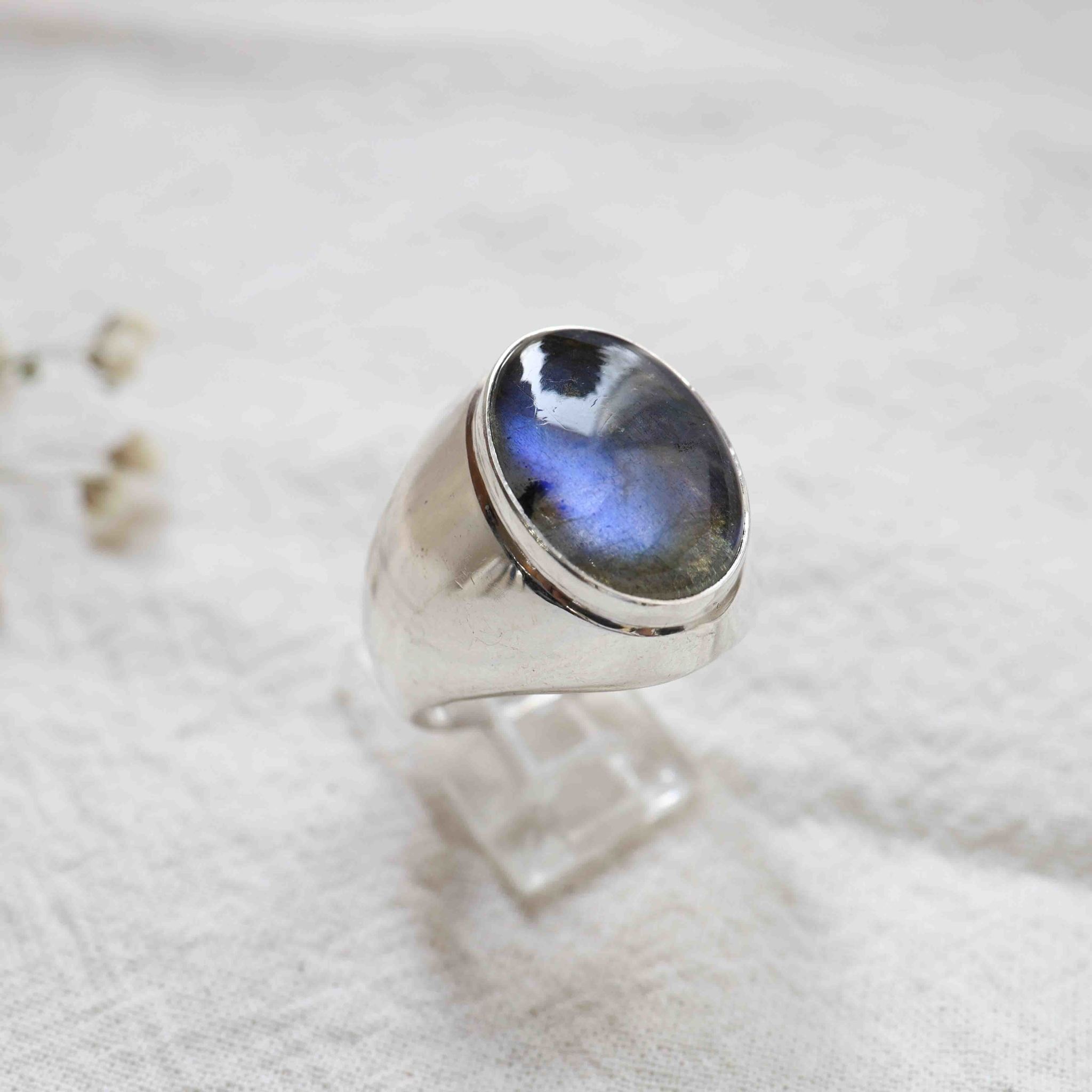 Labradorite Ring - Myrtille