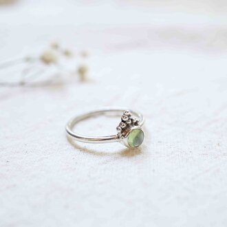 Peridot Ring - Daisy Peridot Ring - Daisy