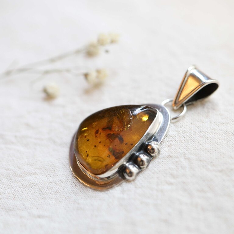 Amber Pendant with insects - Solstice
