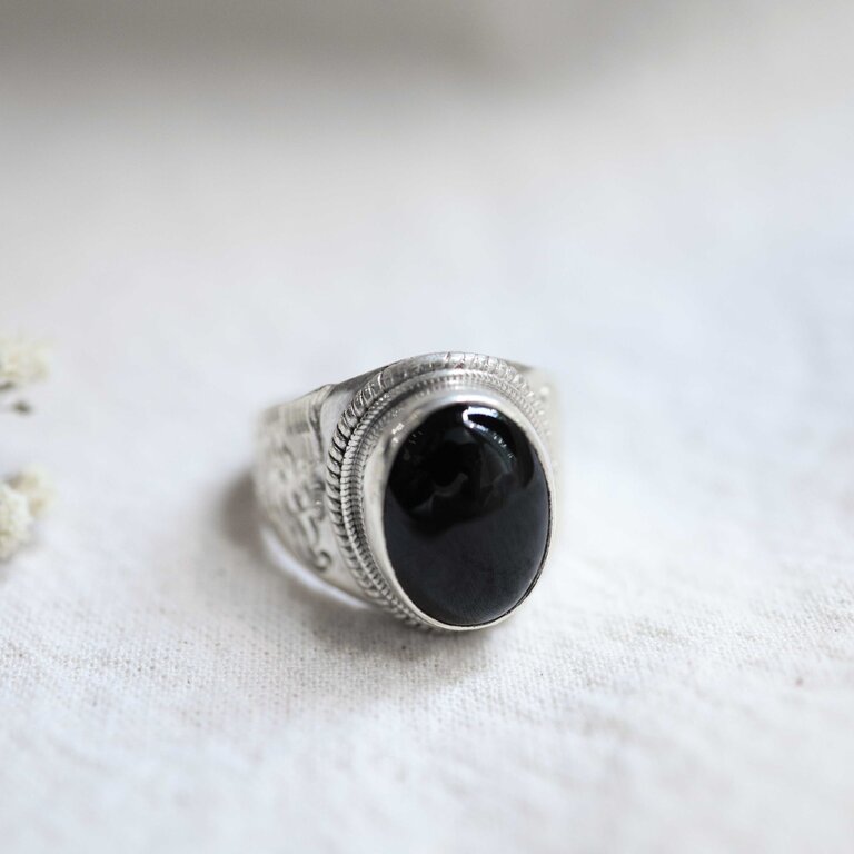 Onyx Ring - Dragon