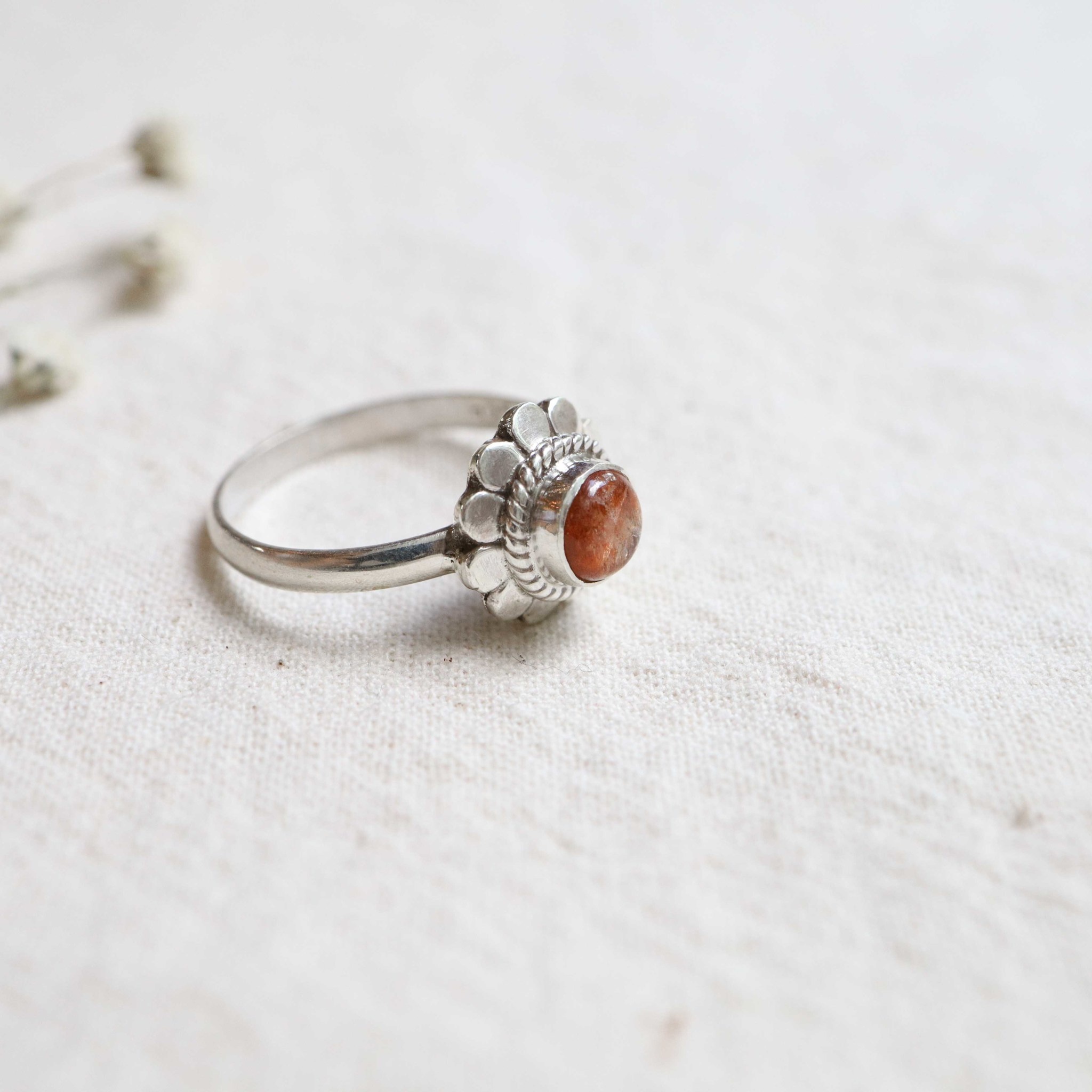 Sunstone Ring - Marguerite