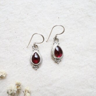 Garnet Earrings - Coquille Garnet Earrings - Coquille