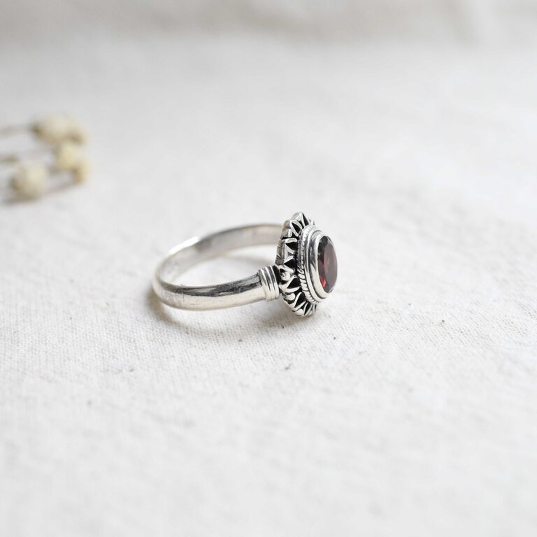 Garnet Ring - Magnolia