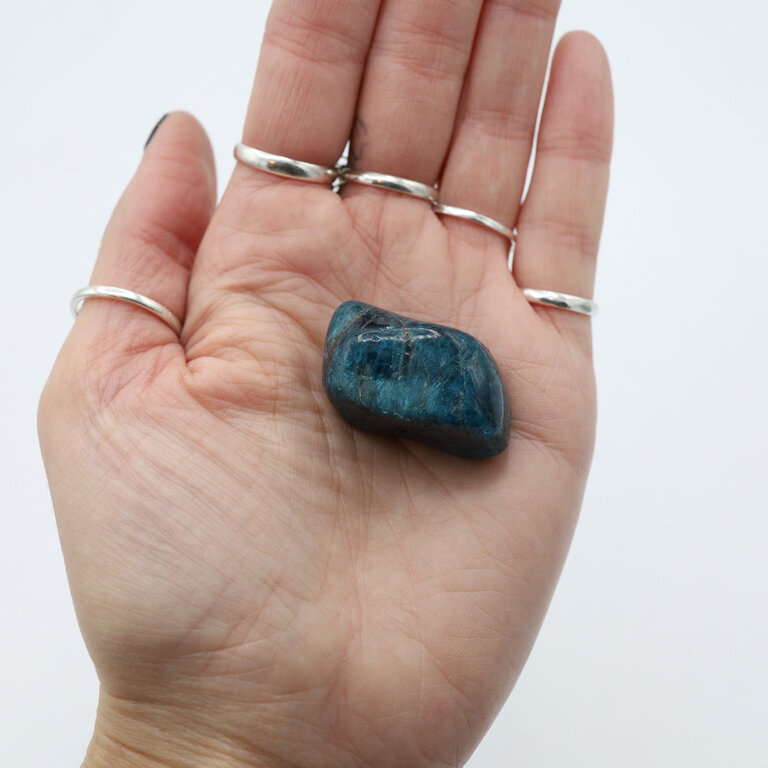 Blue Apatite (Grade A)