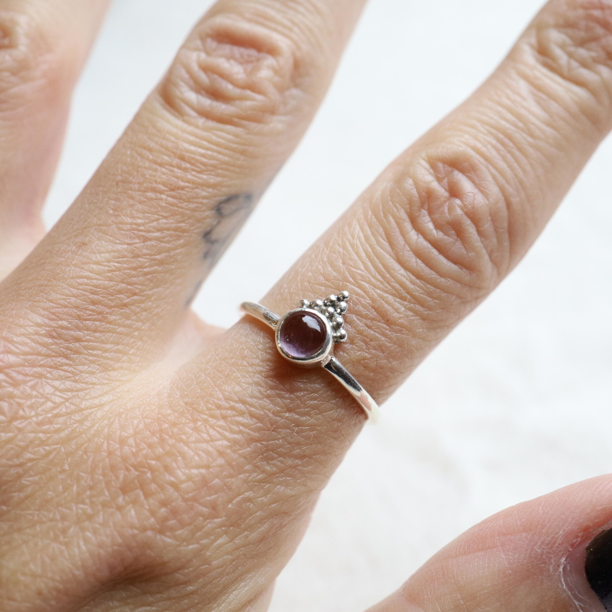 Amethyst Ring - Daisy
