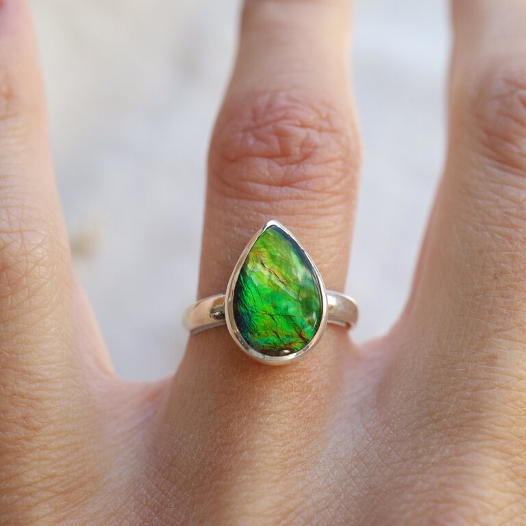 Ammolite Ring - Goutte
