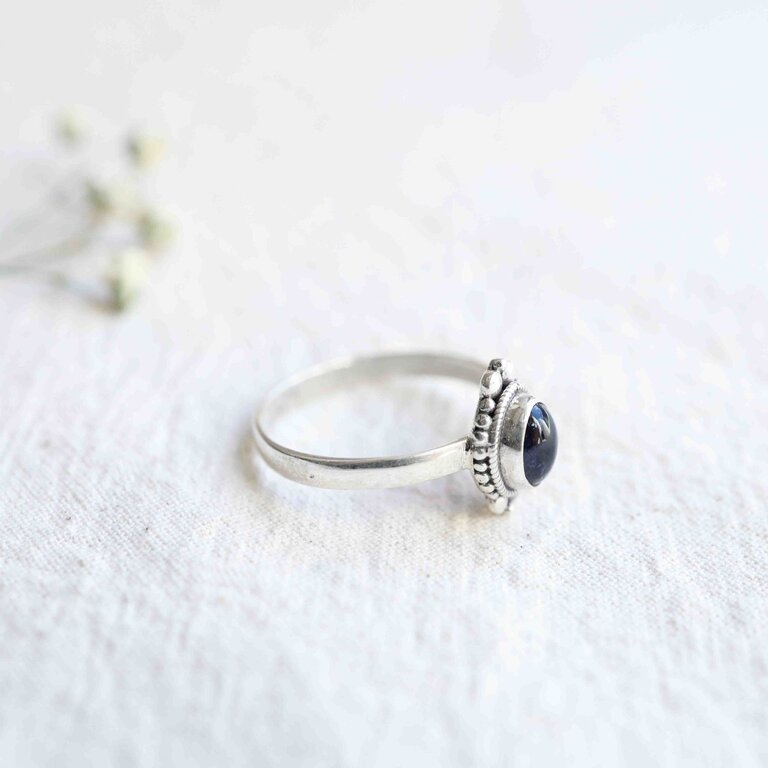 Bague Iolite - Coquille