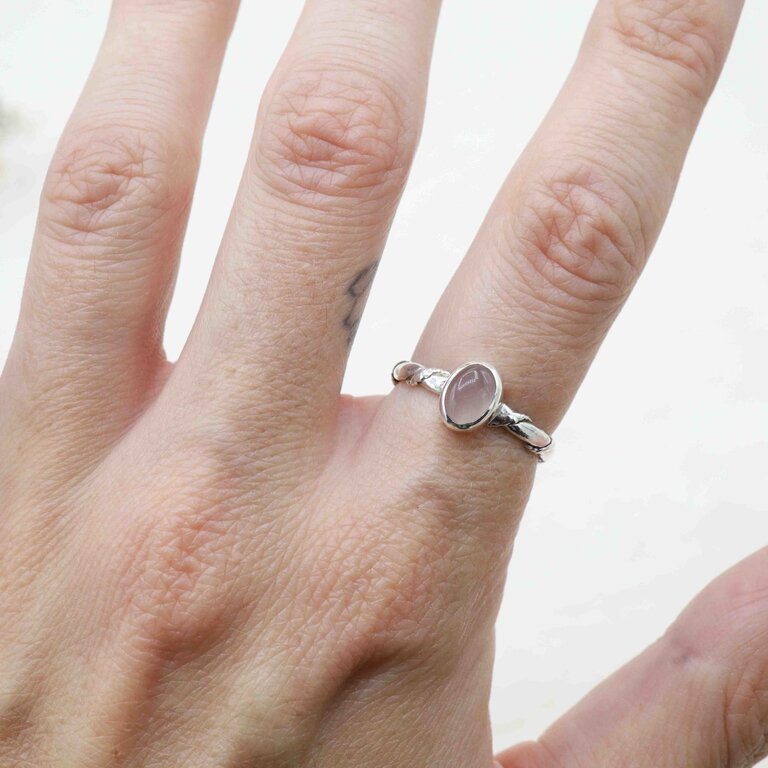Rose Quartz Ring - Torsade