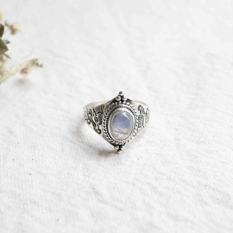 Rainbow moonstone ring - Draco