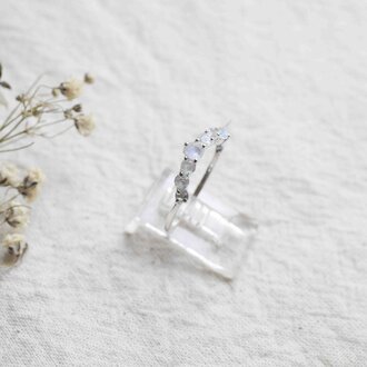 Rainbow moonstone ring - Ixia Rainbow moonstone ring - Ixia