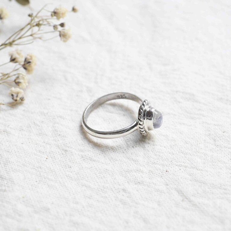 Rainbow moonstone ring - Arlo