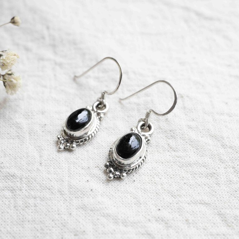 Boucles d'oreilles Tourmaline noire - Coquille