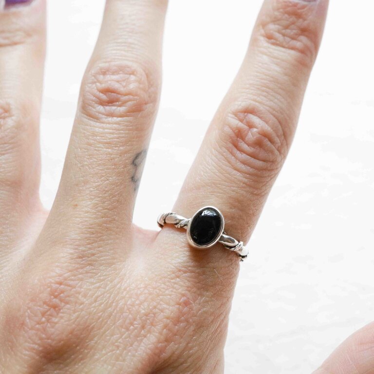 Black Tourmaline Ring - Torsade