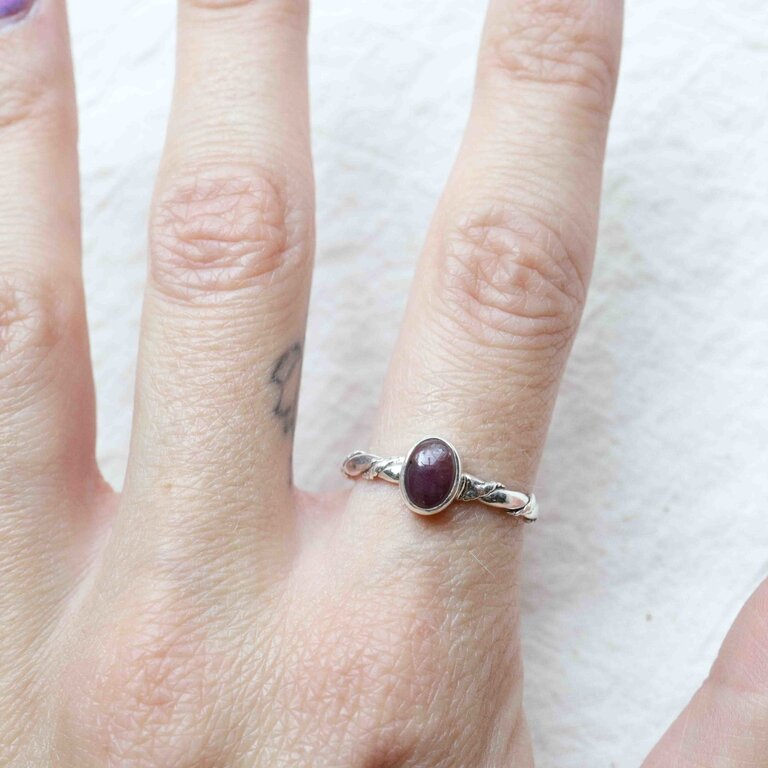 Ruby Ring - Torsade