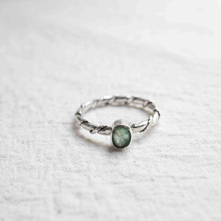 Emerald Ring - Torsade