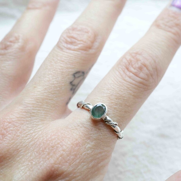 Emerald Ring - Torsade