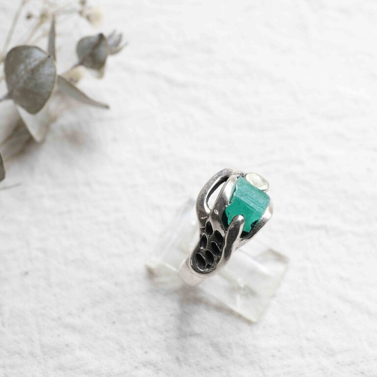 Emerald Ring - Vitis