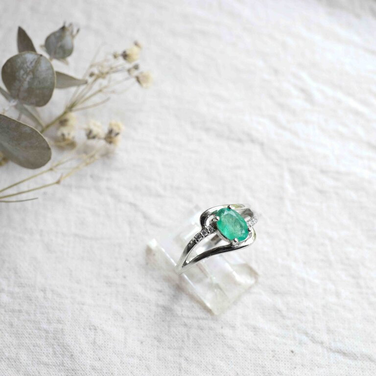 Emerald Ring - Bégonia