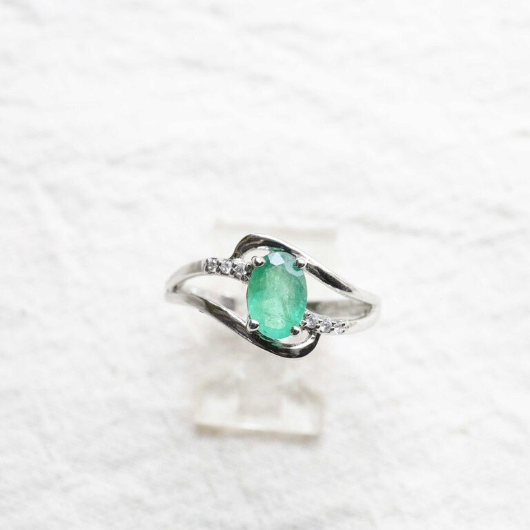 Emerald Ring - Bégonia