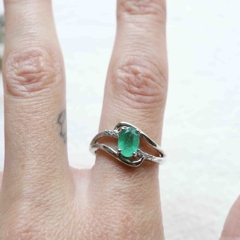 Emerald Ring - Bégonia