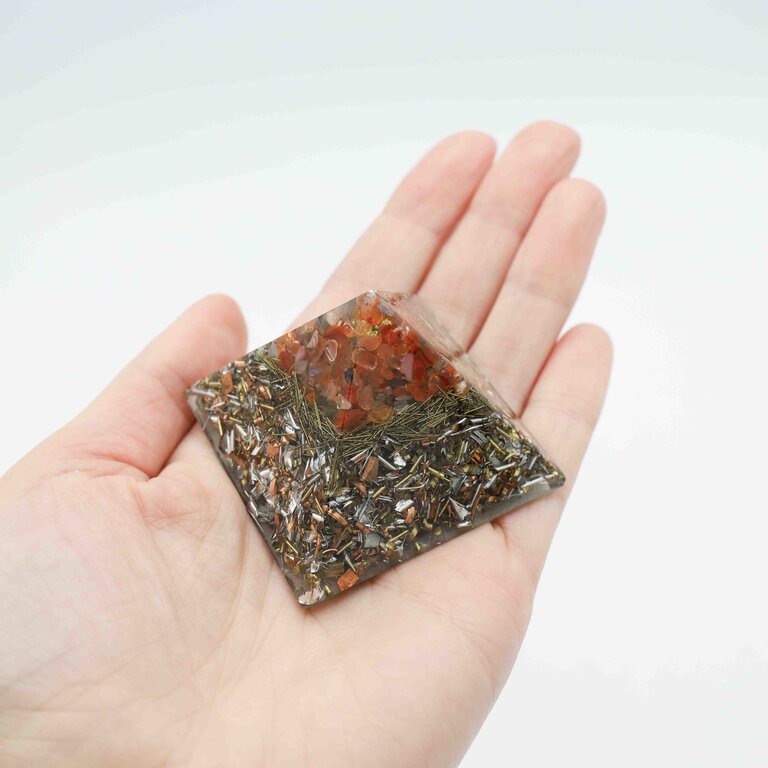 Orgonite pyramid 2''