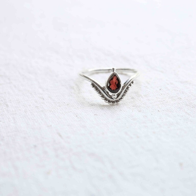 Garnet Ring - Tilia