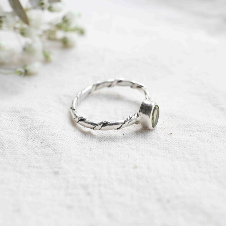 Bague Péridot - Torsade