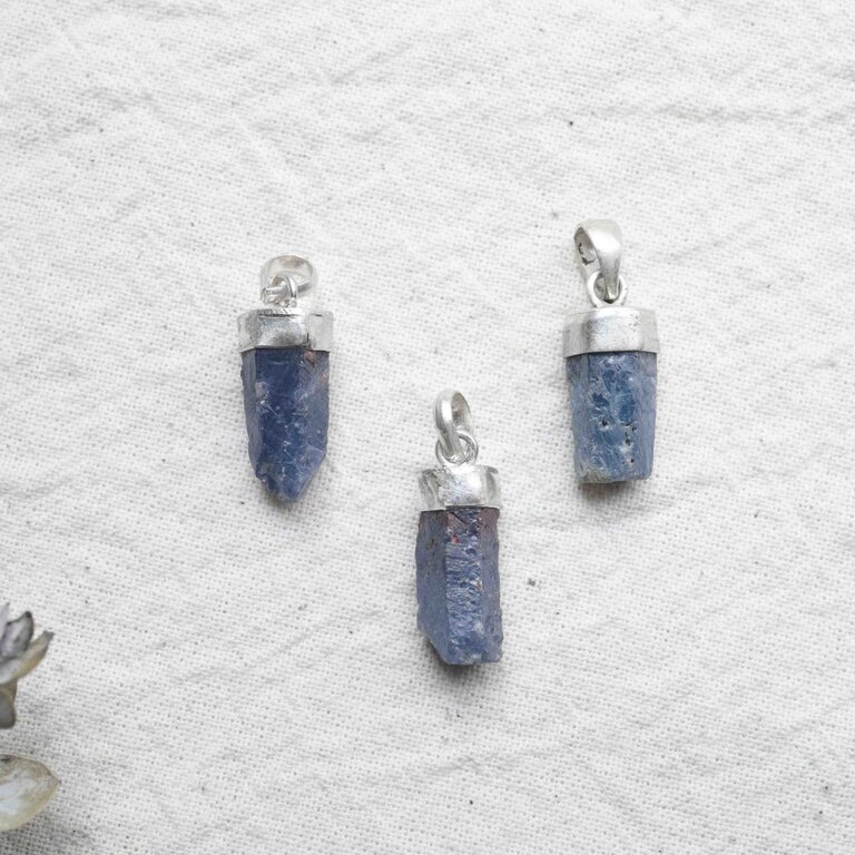 Pendentif Saphir - Pointe brute
