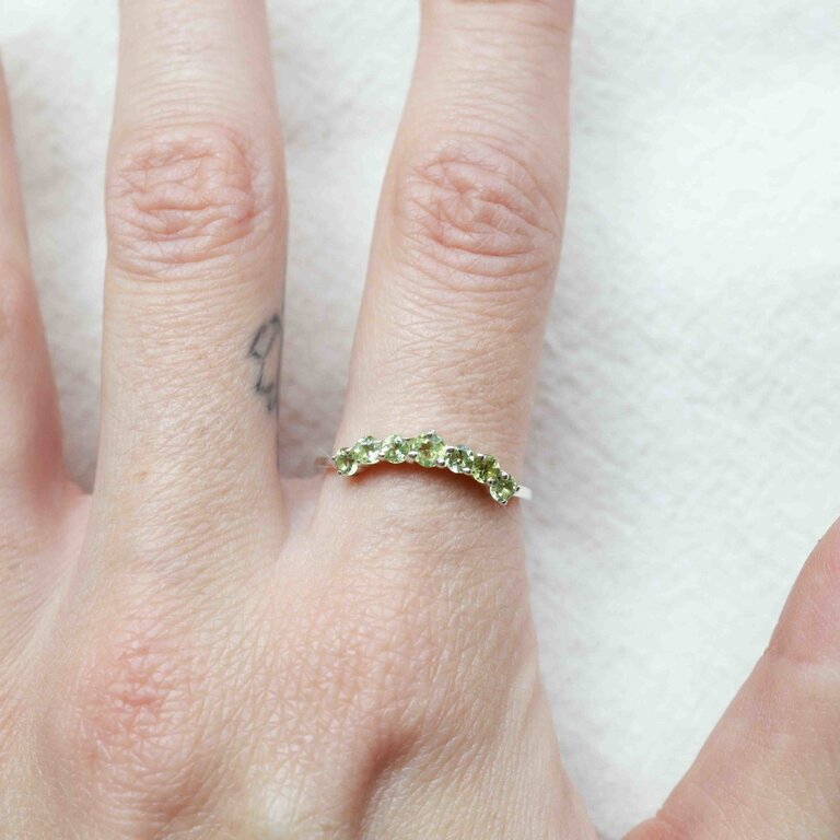 Peridot Ring - Ixia