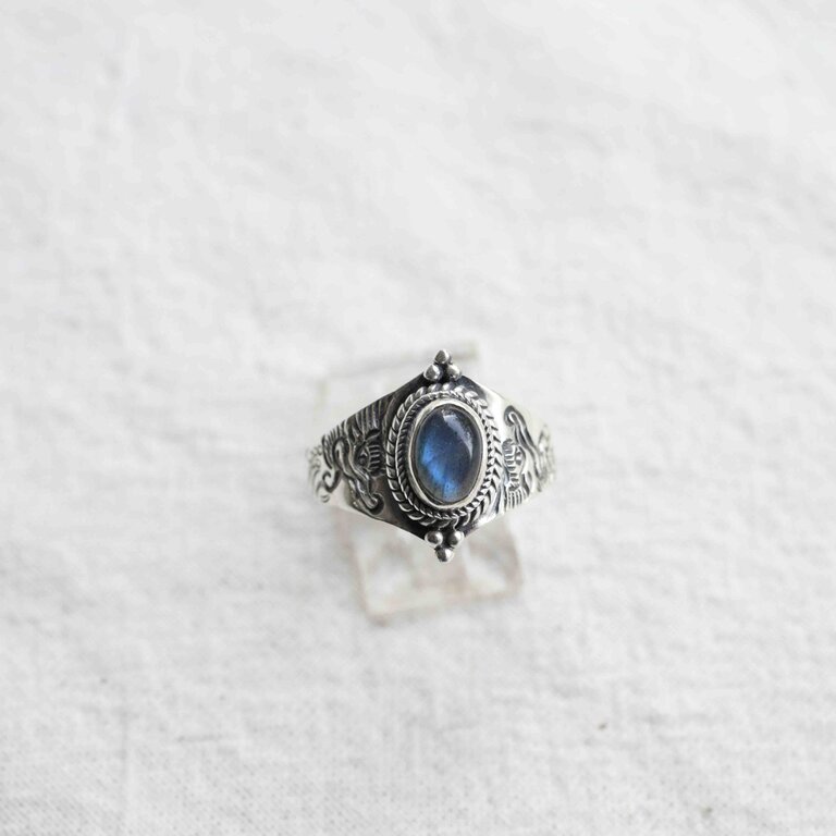 Labradorite Ring - Draco